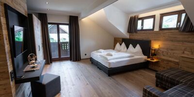 Large living and sleeping area of the Ladenberg Appartement